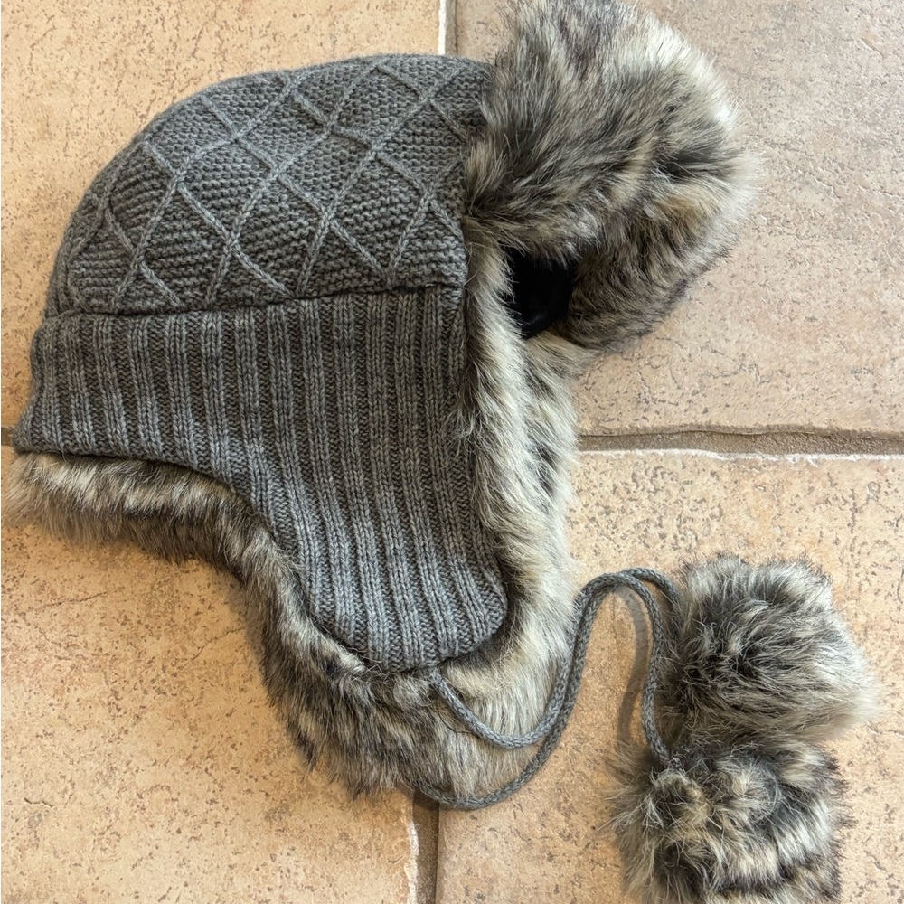Gray Faux Fur Lined Knit Trapper Hat